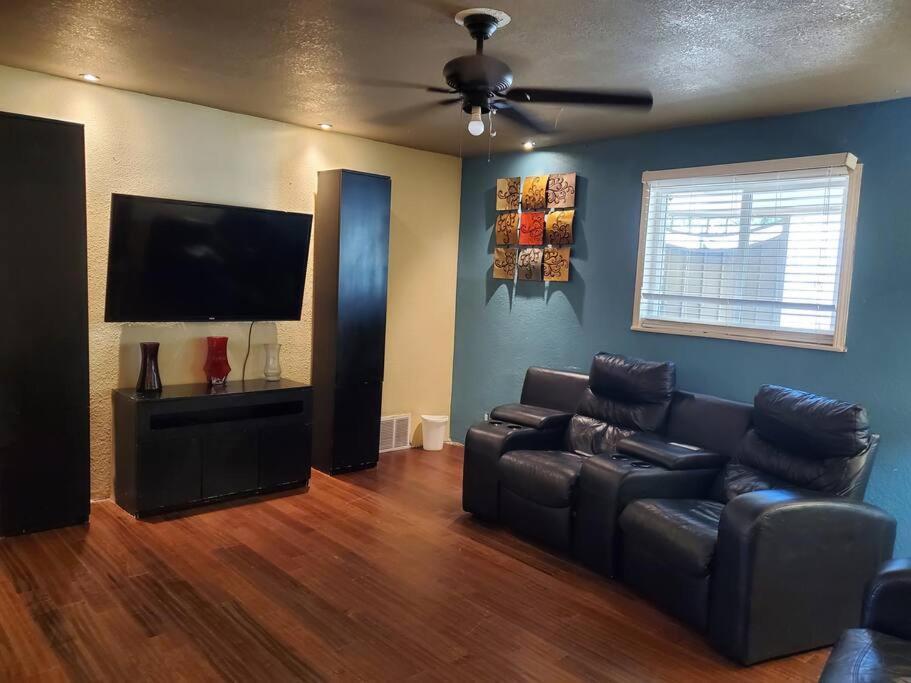 Spacious West El Paso 19 Min From Airport, Fort Bliss Military Base ภายนอก รูปภาพ