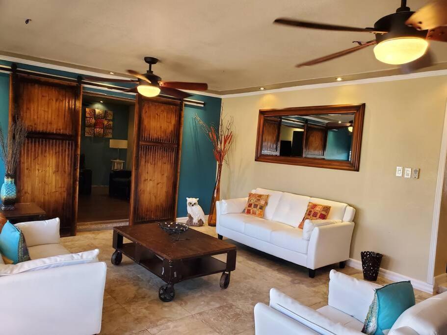 Spacious West El Paso 19 Min From Airport, Fort Bliss Military Base ภายนอก รูปภาพ